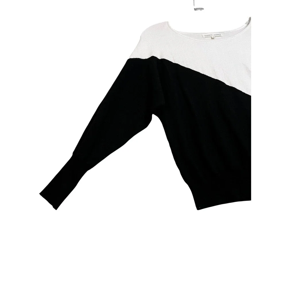 Madison + Hudson  Black White Dolman Sleeve Sweater M Office Siren Academia
